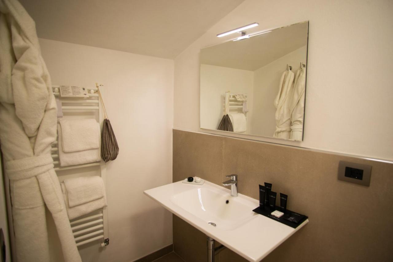 Maison Tuscany Bed&Breakfast Sinalunga Bagian luar foto